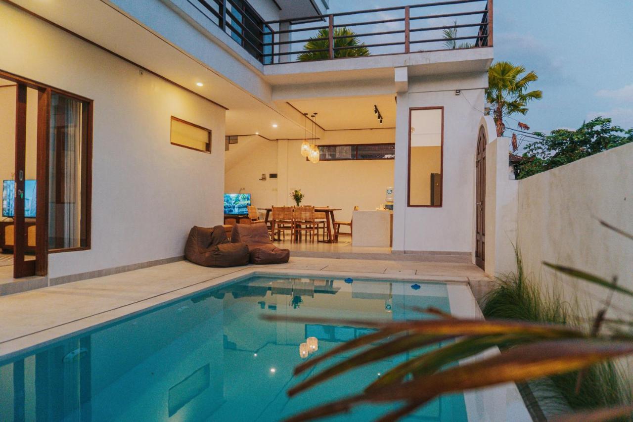 Villa Gading *